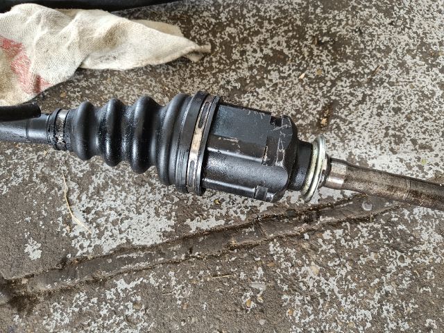 bontott TOYOTA RAV 4 Jobb Féltengely