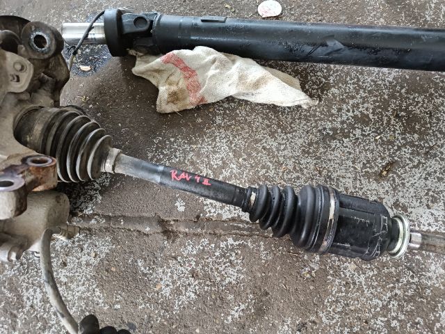 bontott TOYOTA RAV 4 Jobb Féltengely