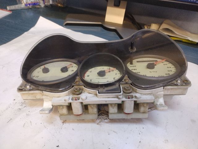 bontott TOYOTA RAV 4 Kilométeróra