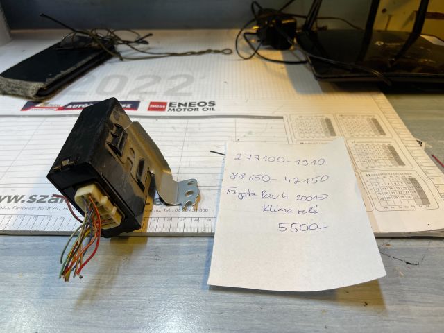 bontott TOYOTA RAV 4 Klíma Relé