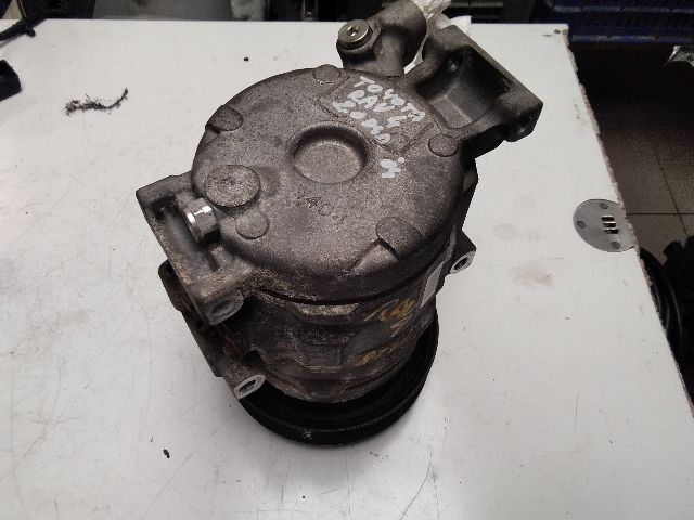 bontott TOYOTA RAV 4 Klímakompresszor