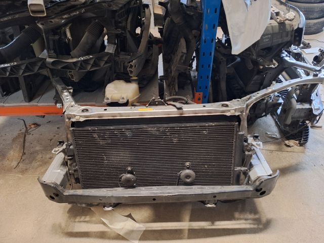 bontott TOYOTA RAV 4 Komplett Homlokfal (Részeivel)