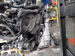 bontott TOYOTA RAV 4 Komplett Motor (Segédberendezésekkel)