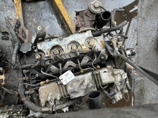 bontott TOYOTA RAV 4 Komplett Motor (Segédberendezésekkel)