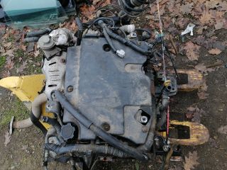 bontott TOYOTA RAV 4 Komplett Motor (Segédberendezésekkel)