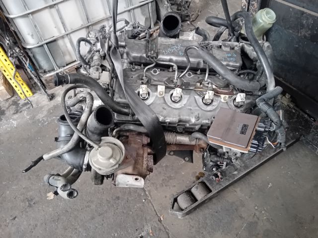bontott TOYOTA RAV 4 Komplett Motor (Segédberendezésekkel)