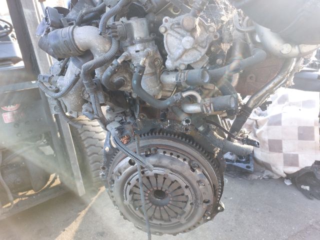 bontott TOYOTA RAV 4 Komplett Motor (Segédberendezésekkel)