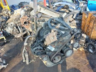 bontott TOYOTA RAV 4 Komplett Motor (Segédberendezésekkel)