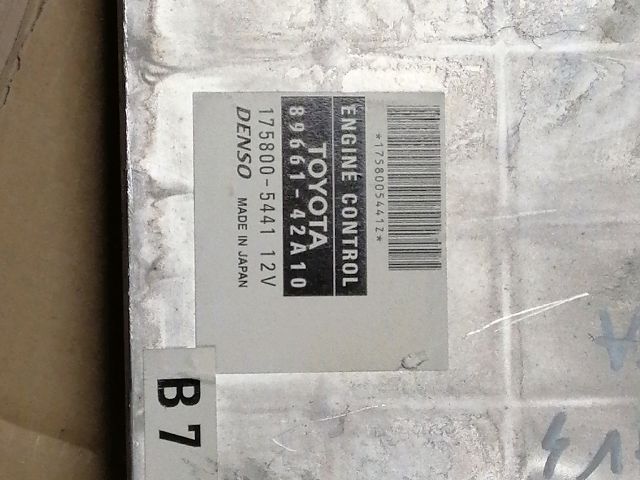 bontott TOYOTA RAV 4 Motorvezérlő