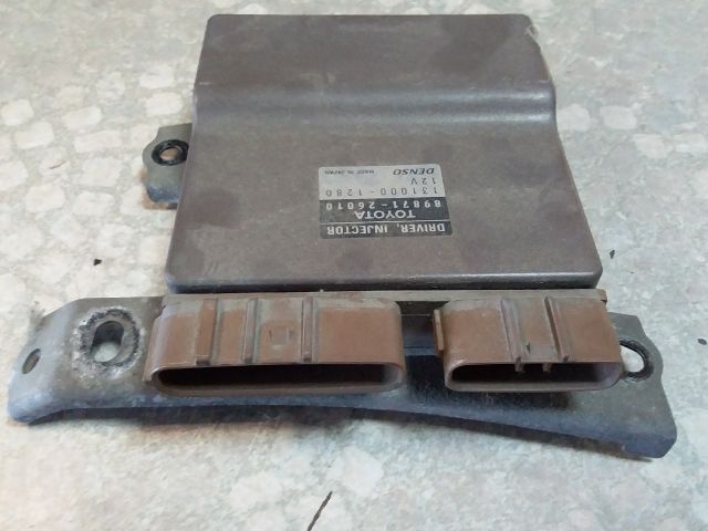 bontott TOYOTA RAV 4 Motorvezérlő