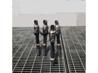 bontott TOYOTA RAV 4 Porlasztó (1 db)