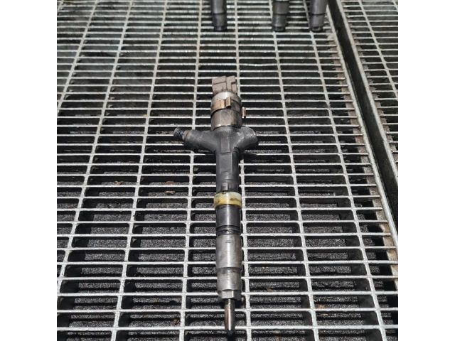 bontott TOYOTA RAV 4 Porlasztó (1 db)