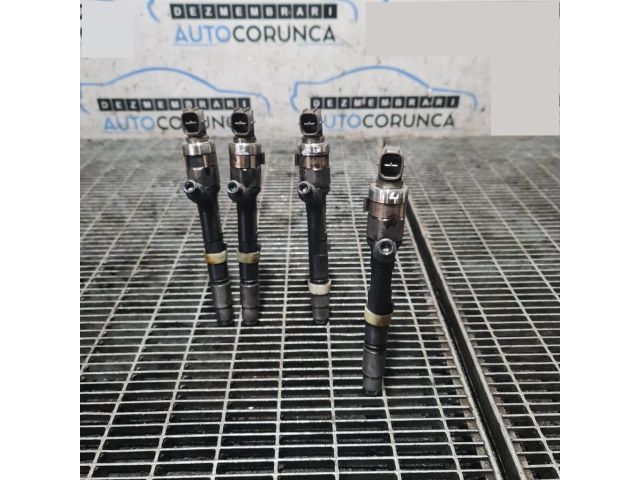 bontott TOYOTA RAV 4 Porlasztó (1 db)