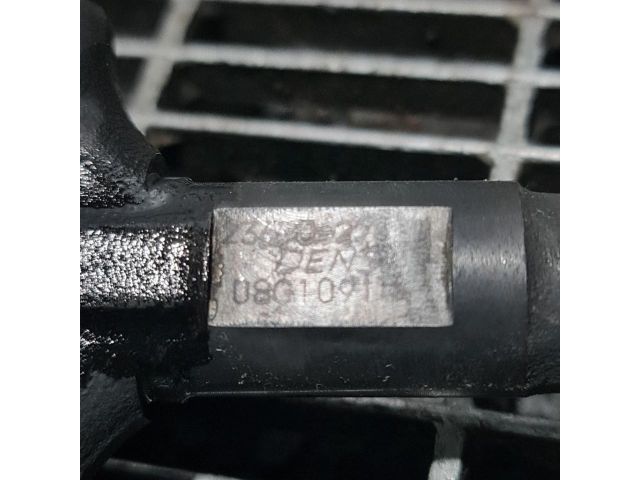 bontott TOYOTA RAV 4 Porlasztó (1 db)