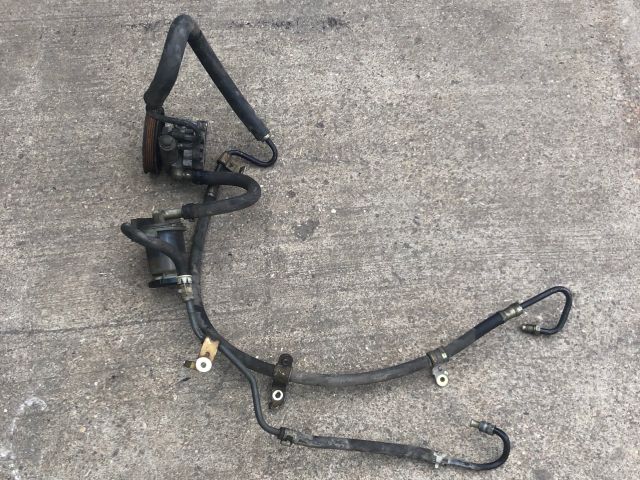 bontott TOYOTA RAV 4 Szervócső