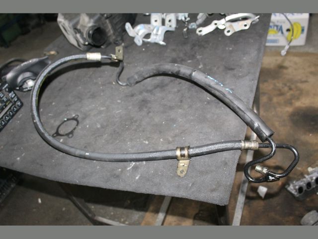 bontott TOYOTA RAV 4 Szervócső