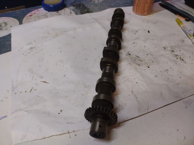 bontott TOYOTA RAV 4 Szívó Vezérműtengely