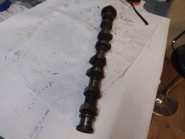 bontott TOYOTA RAV 4 Szívó Vezérműtengely