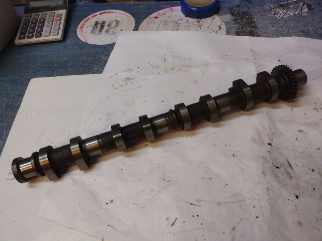 bontott TOYOTA RAV 4 Szívó Vezérműtengely