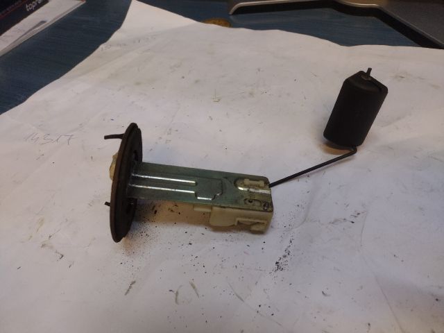 bontott TOYOTA RAV 4 Üzemanyagszint Jeladó