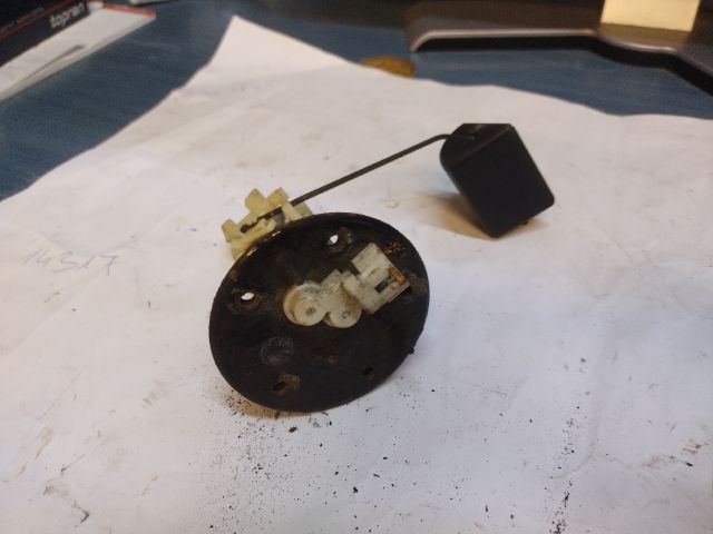 bontott TOYOTA RAV 4 Üzemanyagszint Jeladó