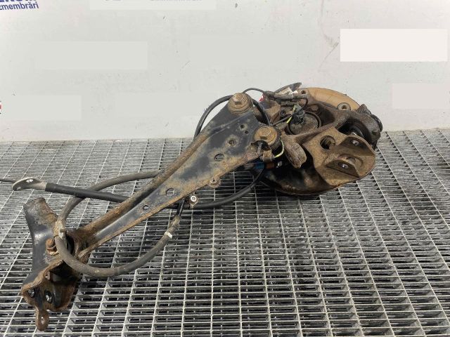 bontott TOYOTA RAV 4 Jobb hátsó Csonkállvány