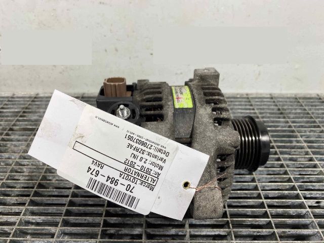 bontott TOYOTA RAV 4 Generátor