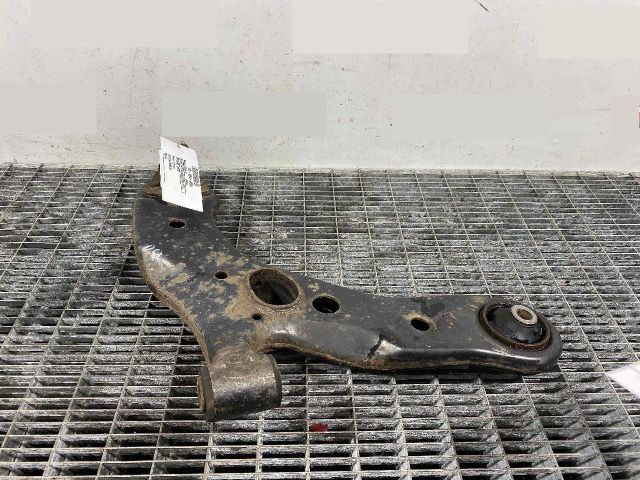 bontott TOYOTA RAV 4 Jobb első Lengőkar