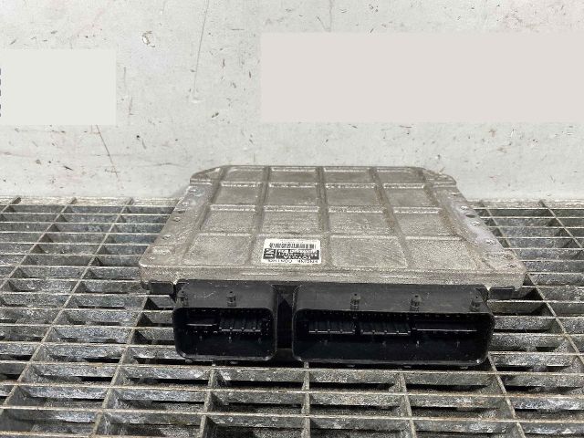 bontott TOYOTA RAV 4 Motorvezérlő