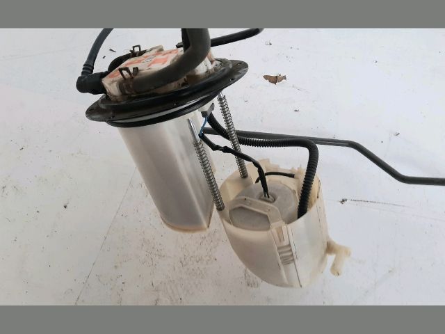 bontott TOYOTA RAV 4 Üzemanyag Szivattyú