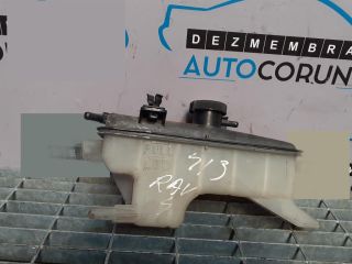 bontott TOYOTA RAV 4 Kiegyenlítő Tartály