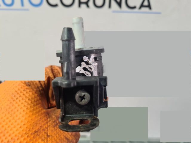 bontott TOYOTA RAV 4 Lefújószelep