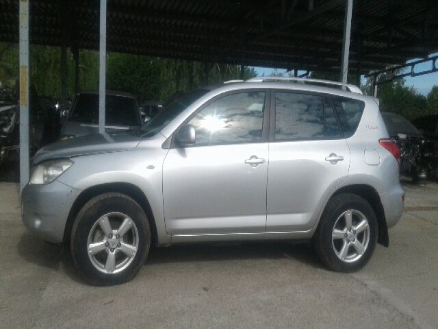 bontott TOYOTA RAV 4 Motorvezérlő