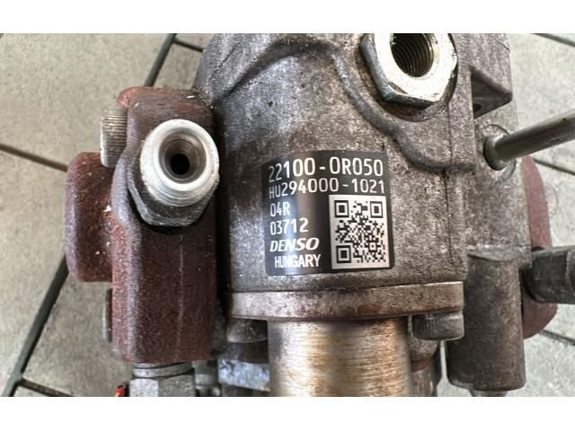 bontott TOYOTA RAV 4 Adagoló