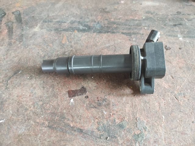 bontott TOYOTA RAV 4 Gyújtótrafó