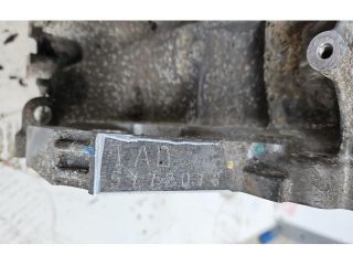 bontott TOYOTA RAV 4 Motor (Fűzött blokk hengerfejjel)