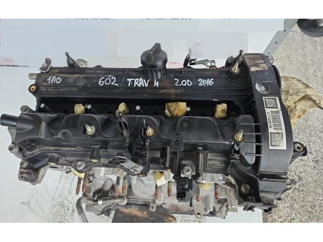 bontott TOYOTA RAV 4 Motor (Fűzött blokk hengerfejjel)