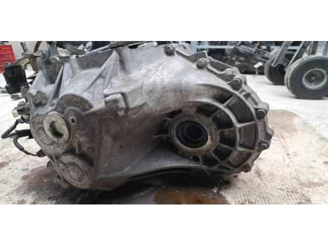 bontott TOYOTA RAV 4 Váltó (Mechanikus)