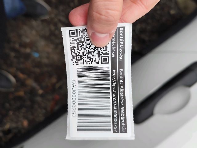 bontott TOYOTA RAV 4 Bal első Csonkállvány Kerékaggyal