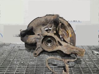 bontott TOYOTA RAV 4 Bal első Csonkállvány