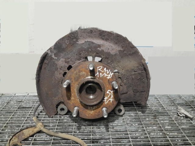 bontott TOYOTA RAV 4 Bal első Csonkállvány