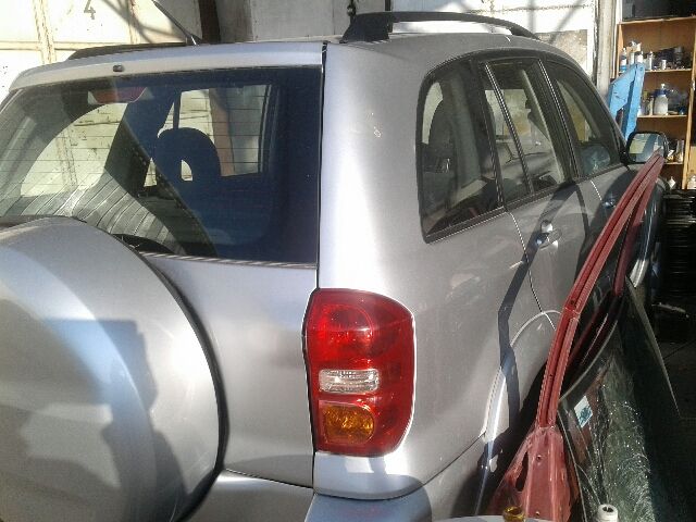 bontott TOYOTA RAV 4 Bal hátsó Rugó