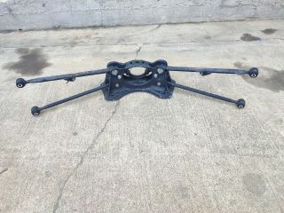 bontott TOYOTA RAV 4 Hátsó Bölcső