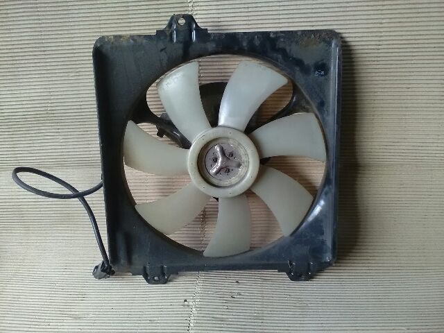 bontott TOYOTA RAV 4 Hűtőventilátor