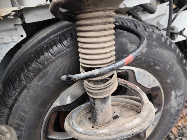 bontott TOYOTA RAV 4 Jobb első Gólyaláb (Lengécsillapító, Rugó)