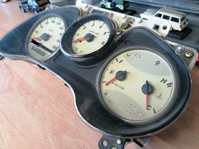 bontott TOYOTA RAV 4 Kilométeróra