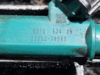 bontott TOYOTA RAV 4 Porlasztó (1 db)