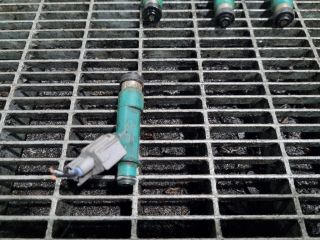 bontott TOYOTA RAV 4 Porlasztó (1 db)