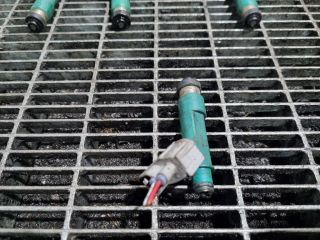 bontott TOYOTA RAV 4 Porlasztó (1 db)