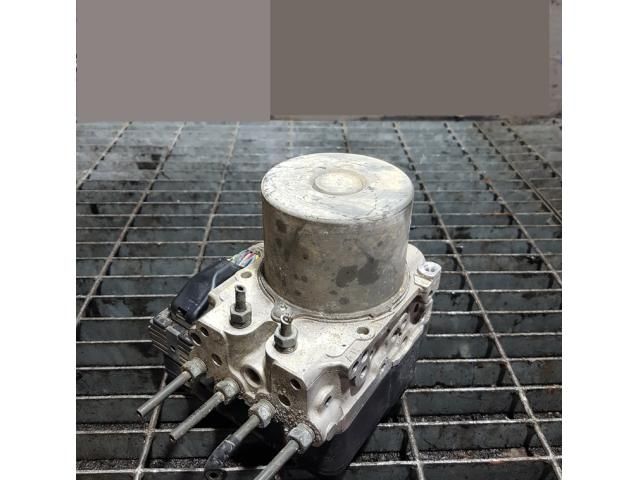 bontott TOYOTA RAV 4 ABS Kocka